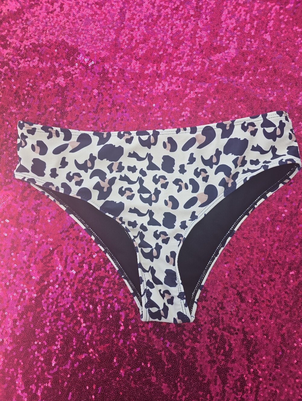 Leopard Print Bikini Bottoms in White and Black